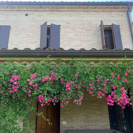 Guest House Vagamondo Fano Exteriör bild